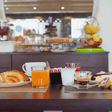 Hotel Cesirja Casavatore Εξωτερικό φωτογραφία